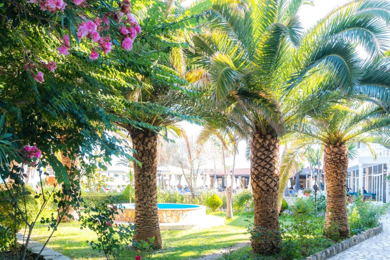 Angela Beach Hotel & Apts Roda  Exterior photo